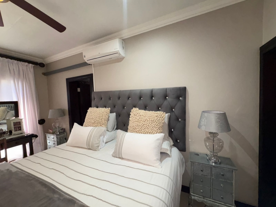 4 Bedroom Property for Sale in Safari Gardens North West